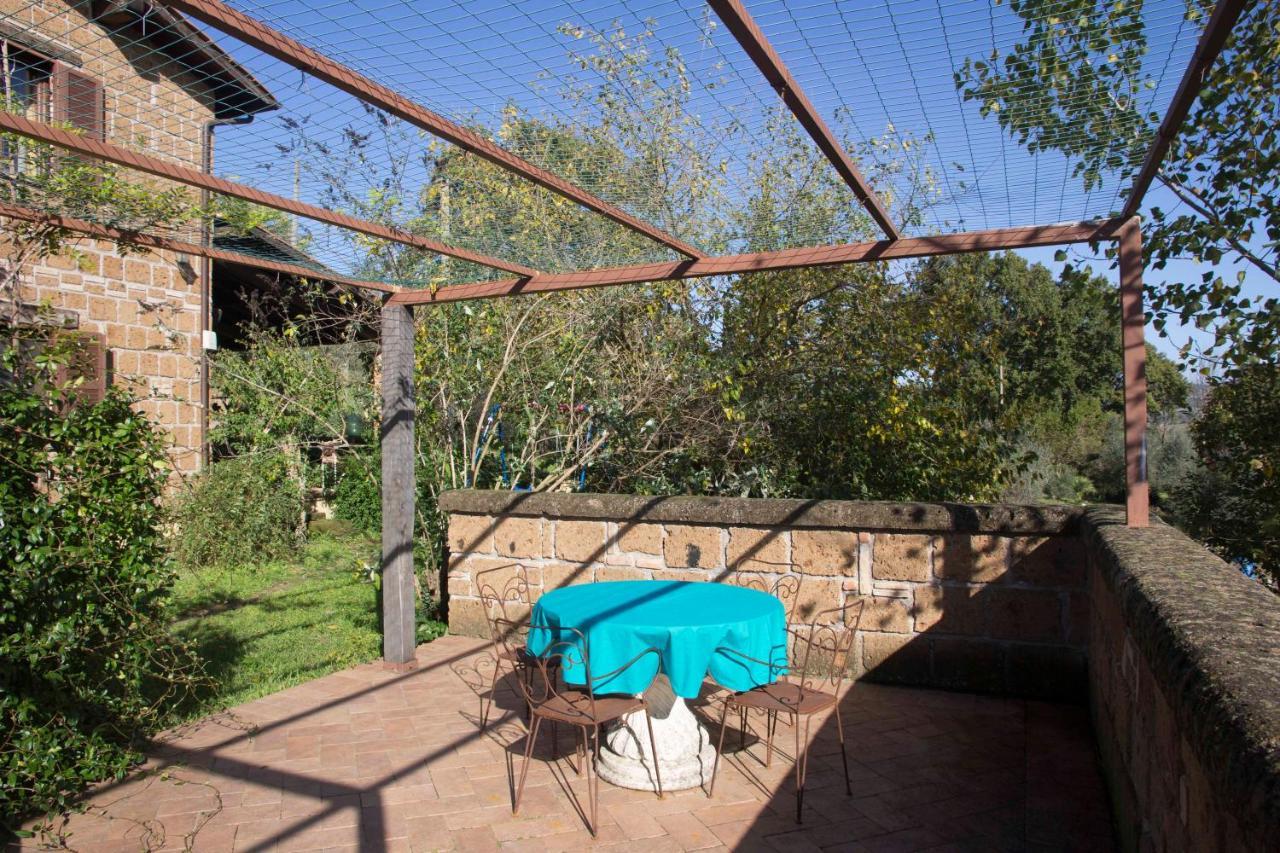 Casale San Pietro Bed & Breakfast Otricoli Luaran gambar
